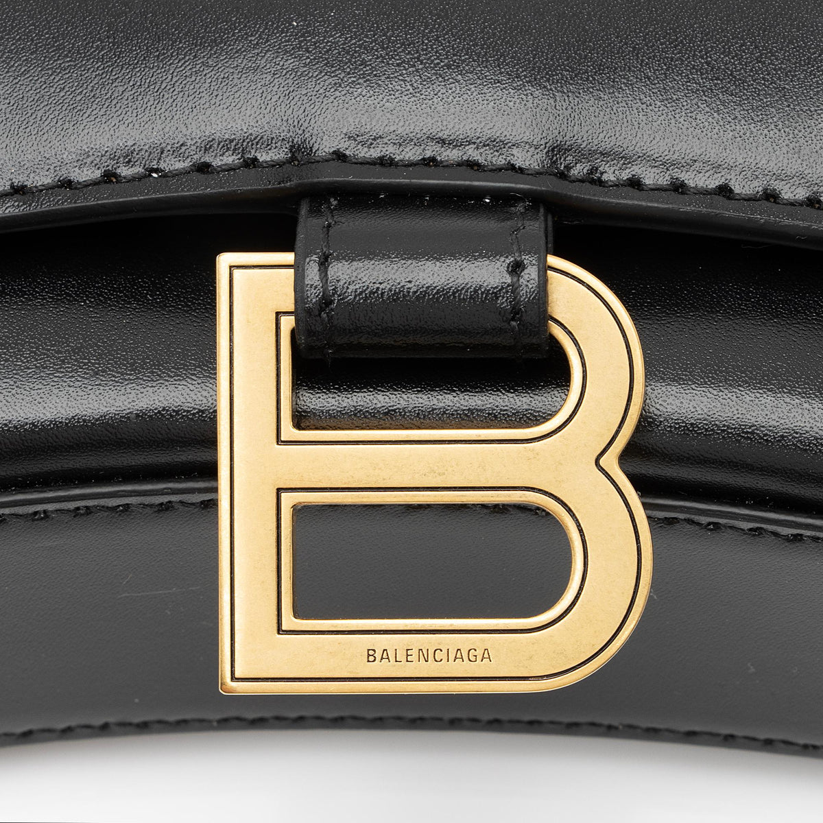 Balenciaga Shiny Calfskin Hourglass Wallet on Chain Bag 23824 close-up view