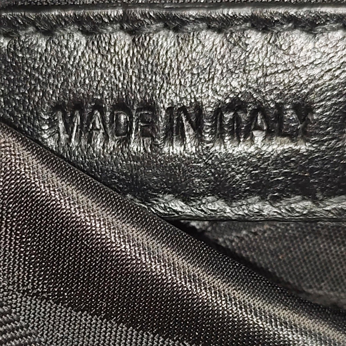 Balenciaga Souvenir Belt Bag XS | Authentic Pre-Owned hardware detail