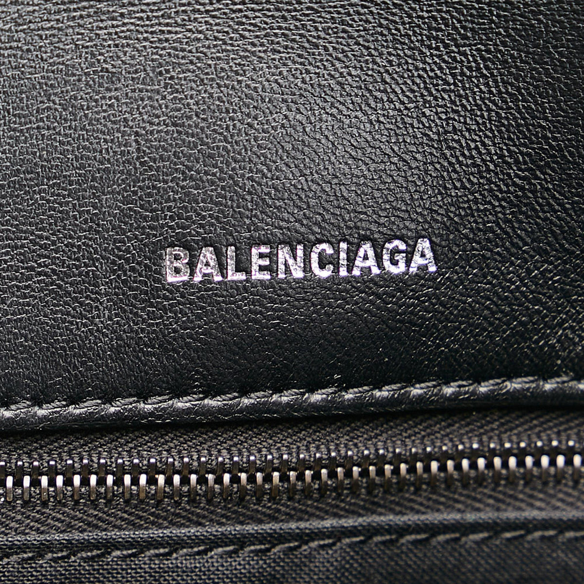 Balenciaga Touch Puffy Clutch | Authentic Pre-Owned hardware detail