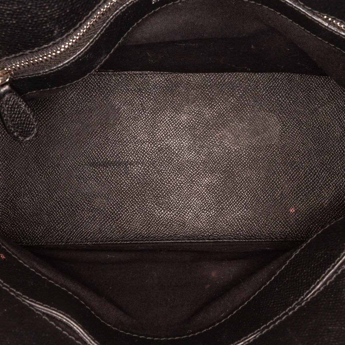 Balenciaga Ville S Top Handle Satchel wQVOrs | Authentic Pre-Owned hardware detail