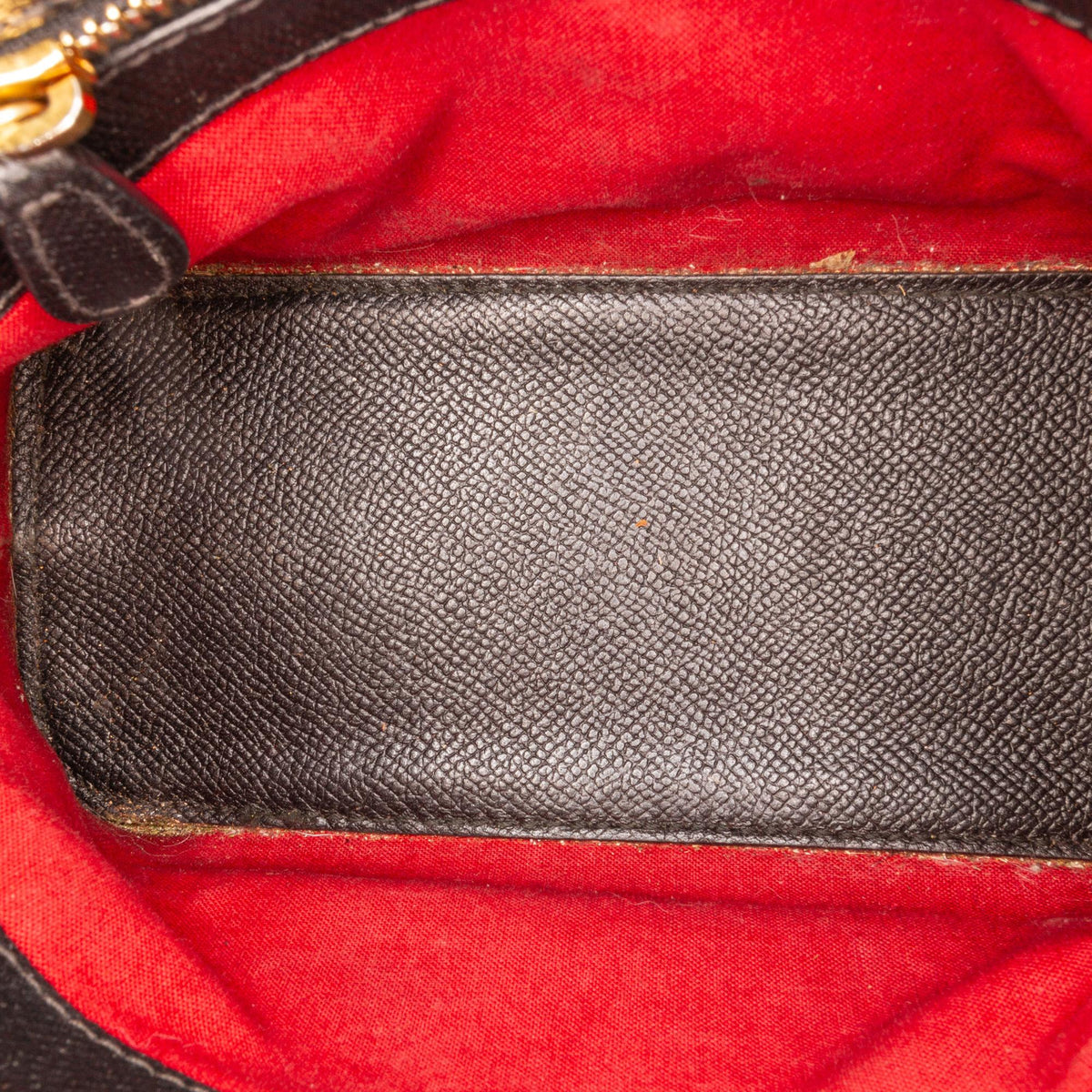 Balenciaga Ville XXS Leather Satchel ZccvIf | Authentic Pre-Owned hardware detail
