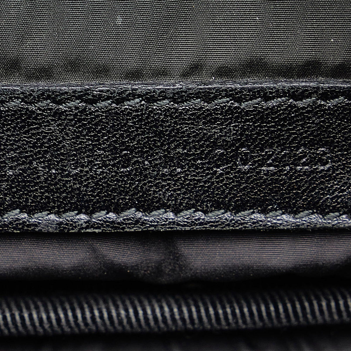 Balenciaga Wheel Logo Belt Bag NkjYtb | Authentic Pre-Owned close-up view