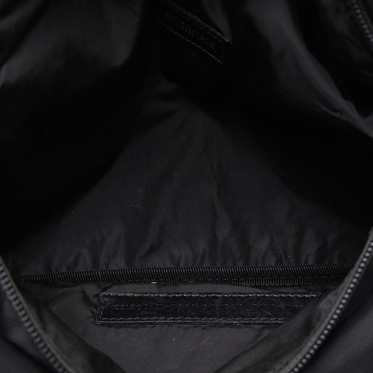 Balenciaga Wheel Logo Belt Bag NkjYtb | Authentic Pre-Owned detail view