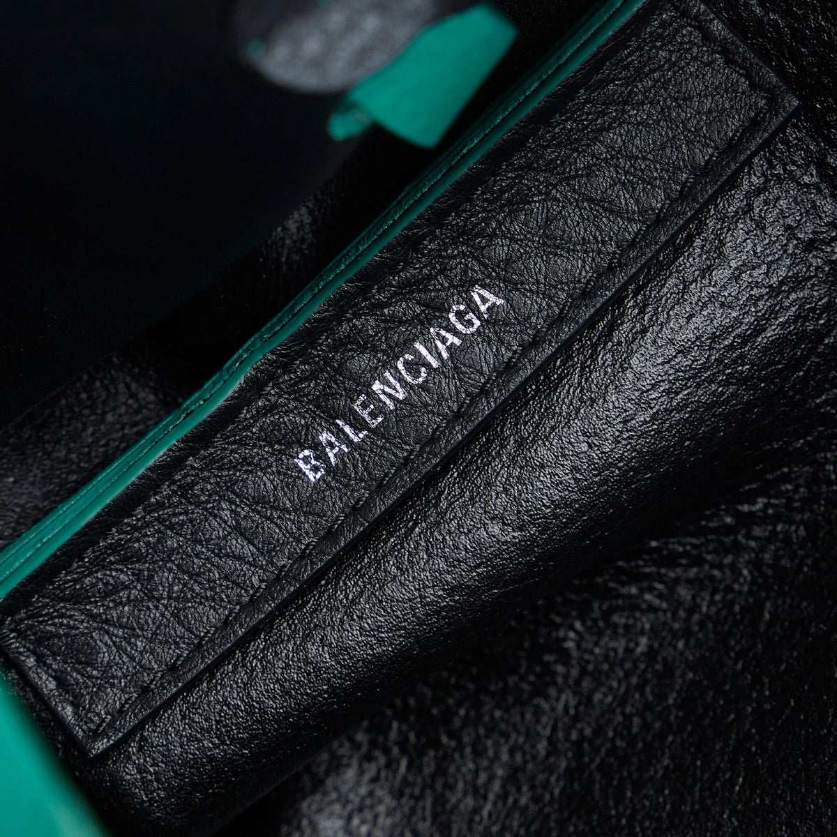 Balenciaga XS Everyday Tote | Authentic Pre-Owned hardware detail