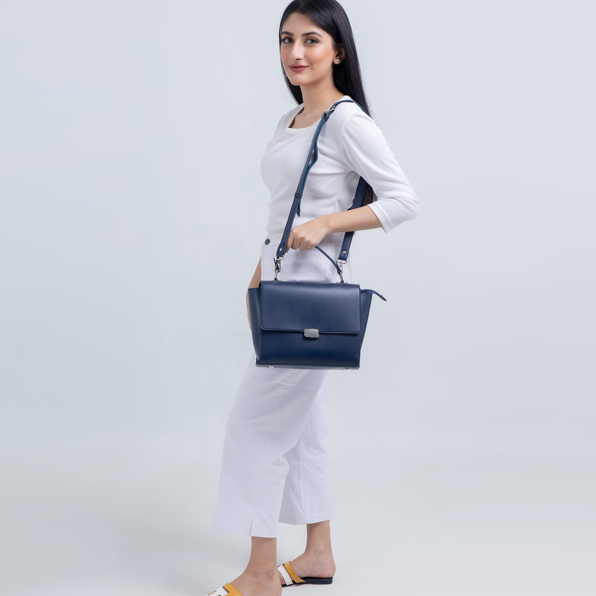 Ziva's Charm crossbody bag – product shot (one versatile size)