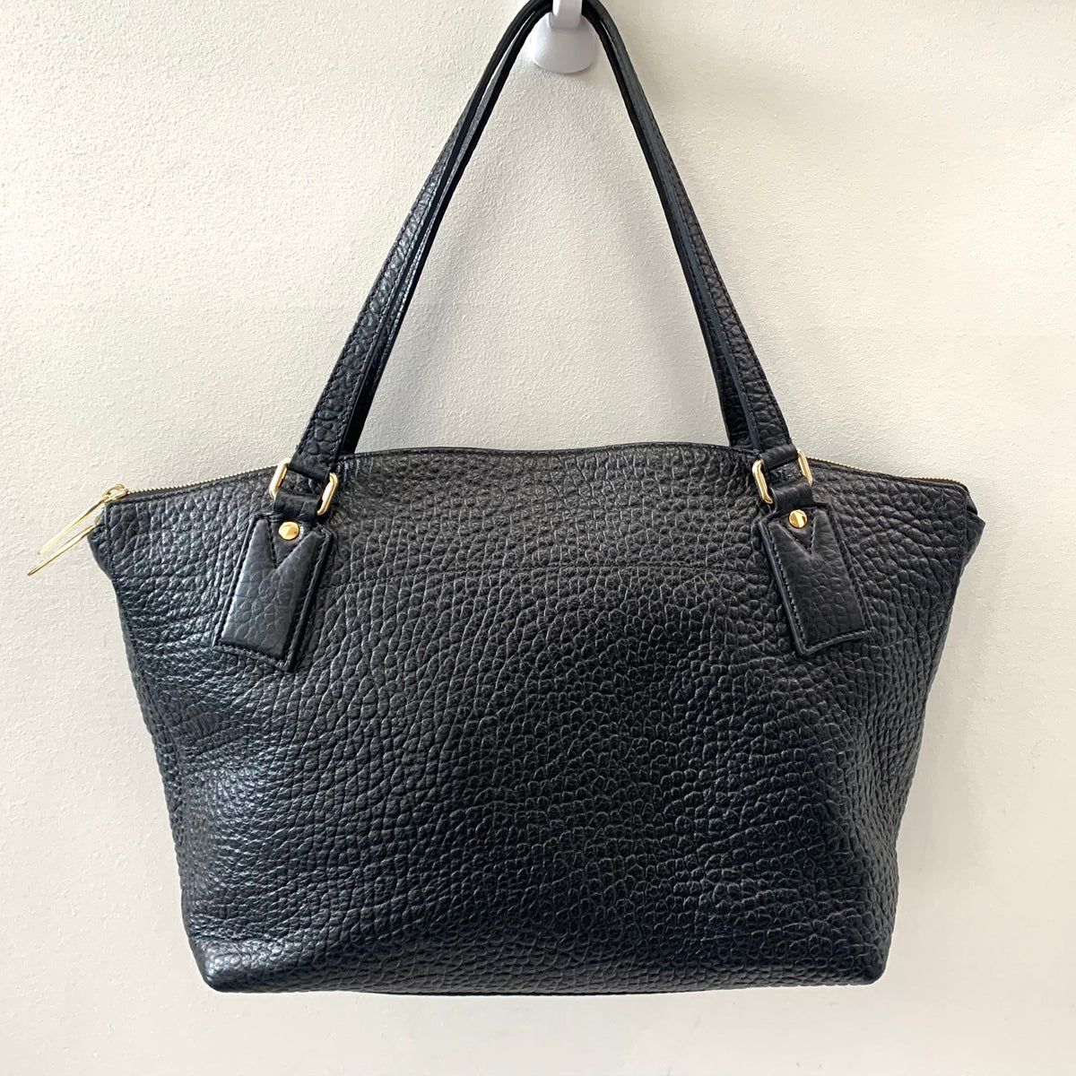 Burberry tote bag side profile designer luxury fashion