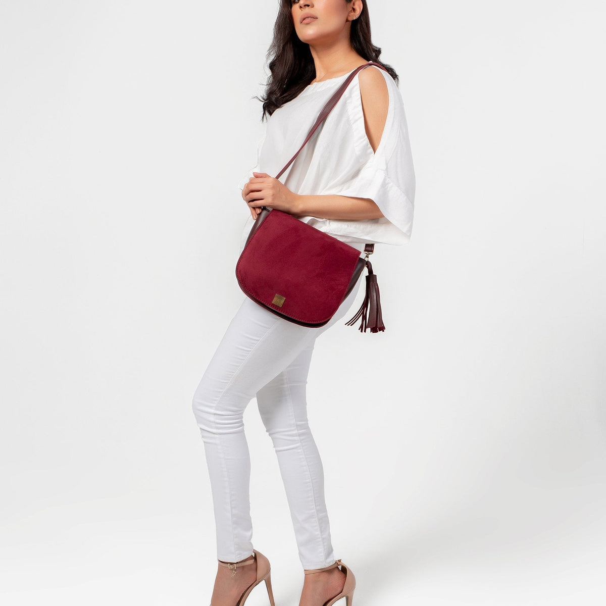 Ziva's Charm crossbody bag – carry view (one versatile size)