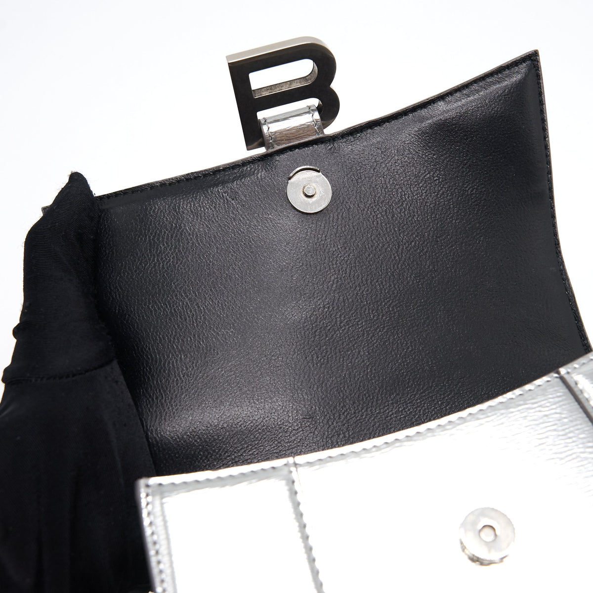 Luxar720 elegant leather Handbag side view