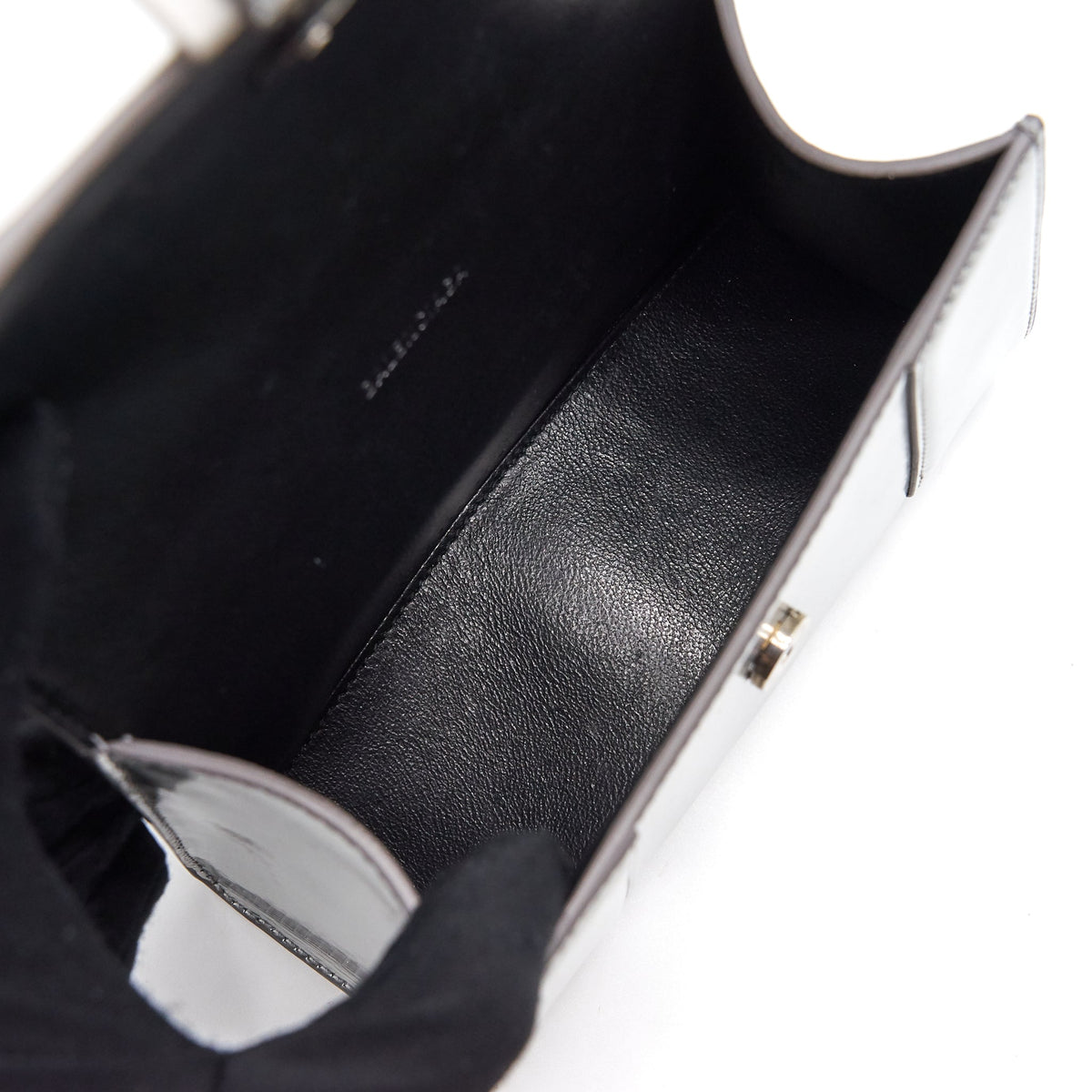 Luxar720 elegant leather Handbag back view