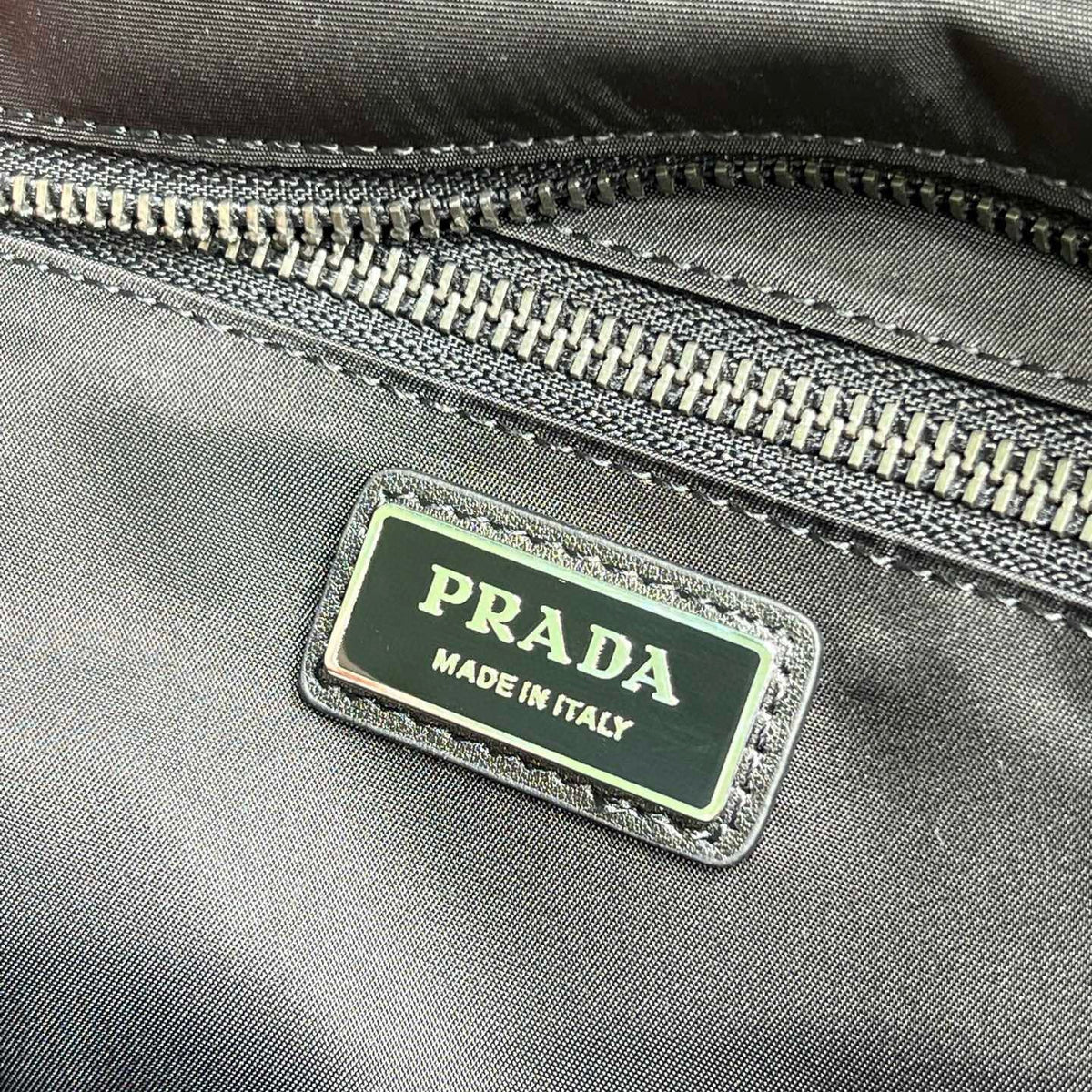 Wallets? Pd Explore Re-nylon Bag Premium Leather Designer Wallet