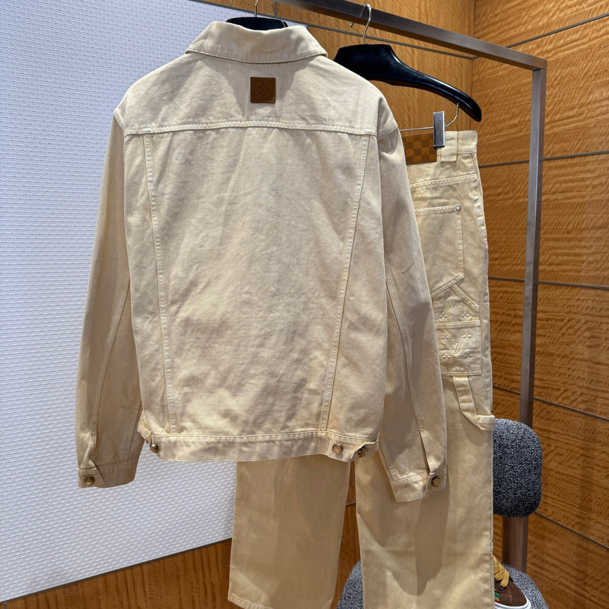 Louis Vuitton Pants? Louis Vuitton Lou Trousers Premium Designer Casual Trousers