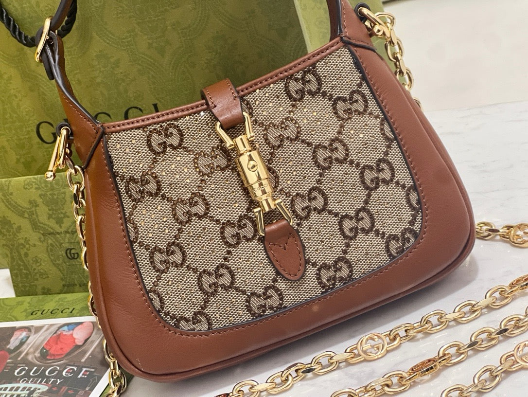 Gucci Jackie 1961 Crystals Mini Bag detail shot – designer craftsmanship and quality