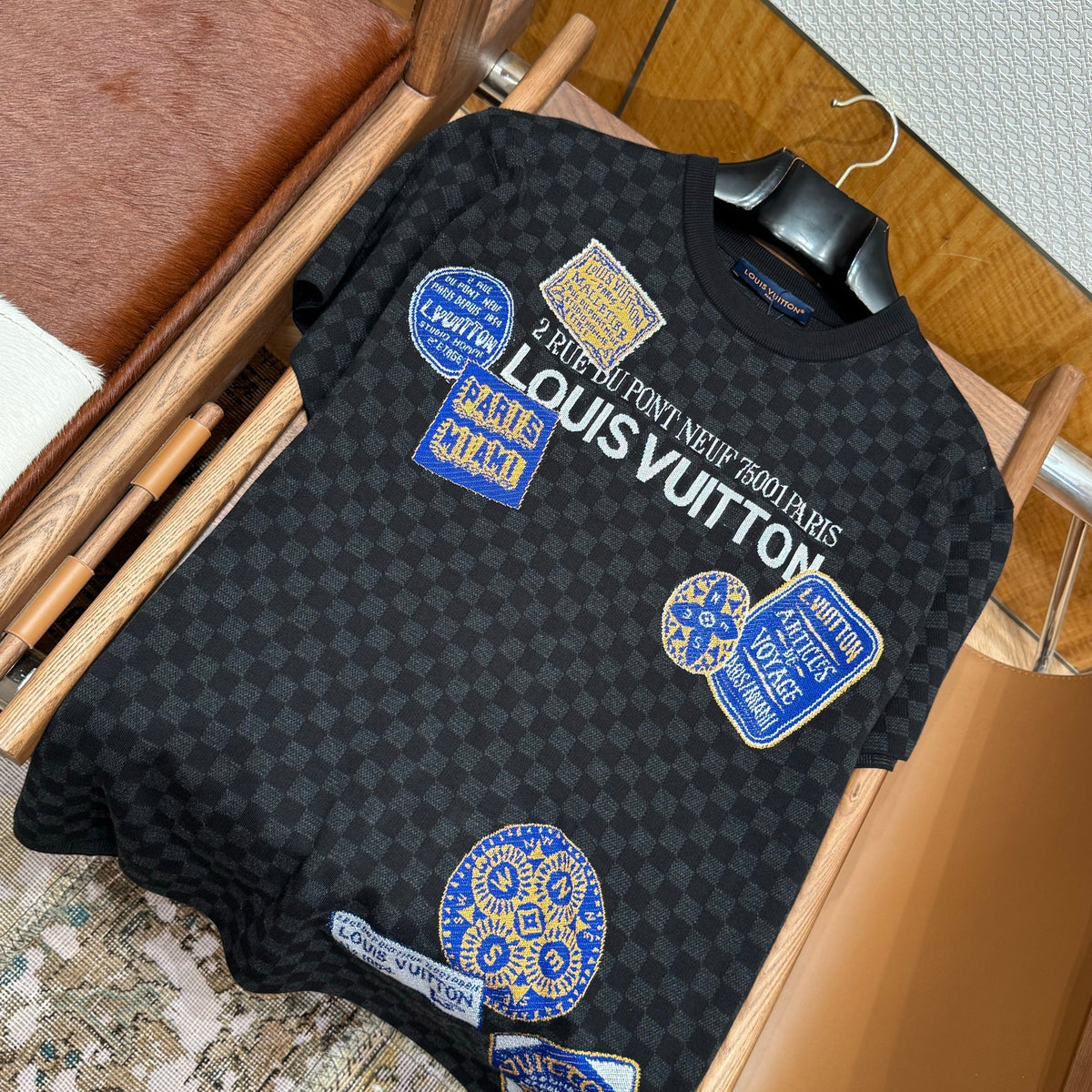 Louis Vuitton T-Shirts? Louis Vuitton Lou T-shirt Premium Designer Cotton T-Shirt