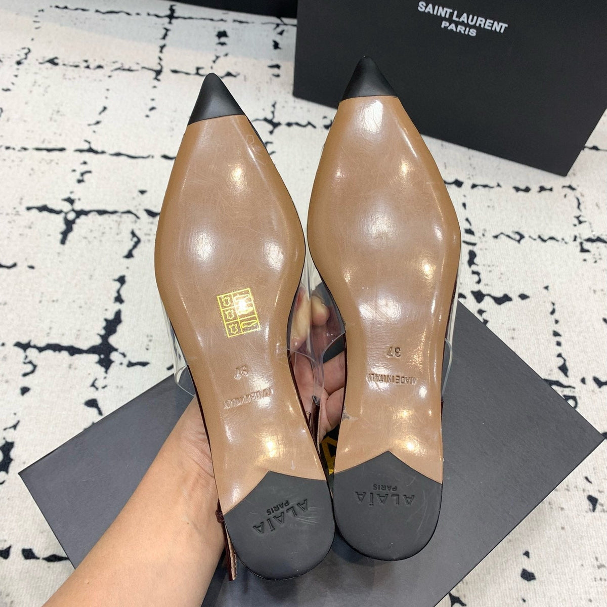 Alaïa Flats – luxury designer footwear at Bellvora
