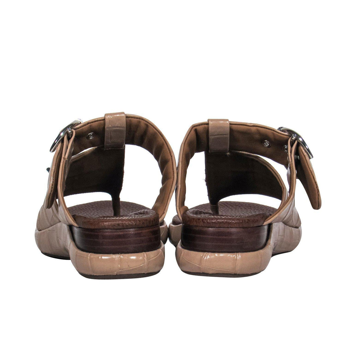 Volvantix elegant leather Sandal close-up detail