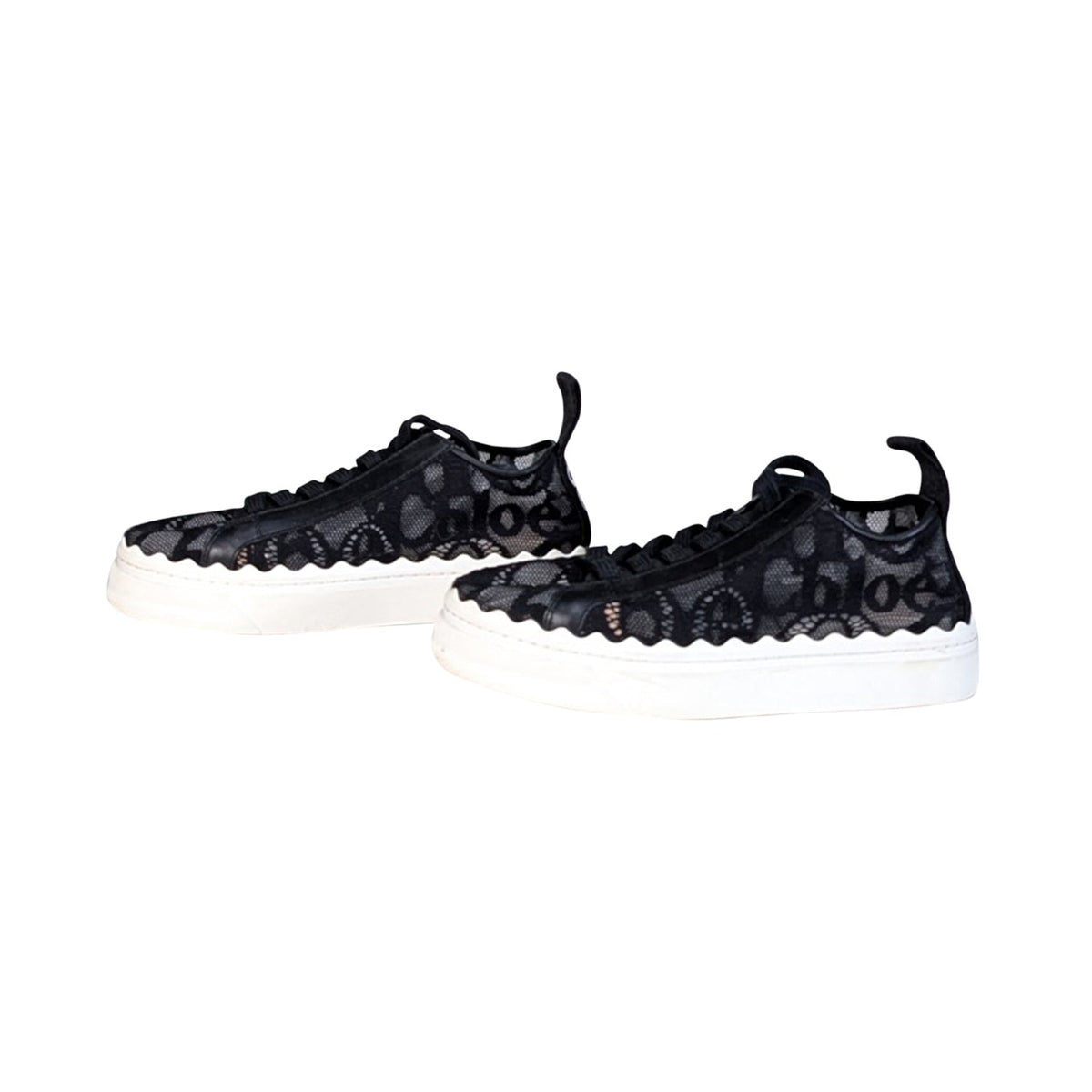 Salvantine elegant leather Sneaker back view