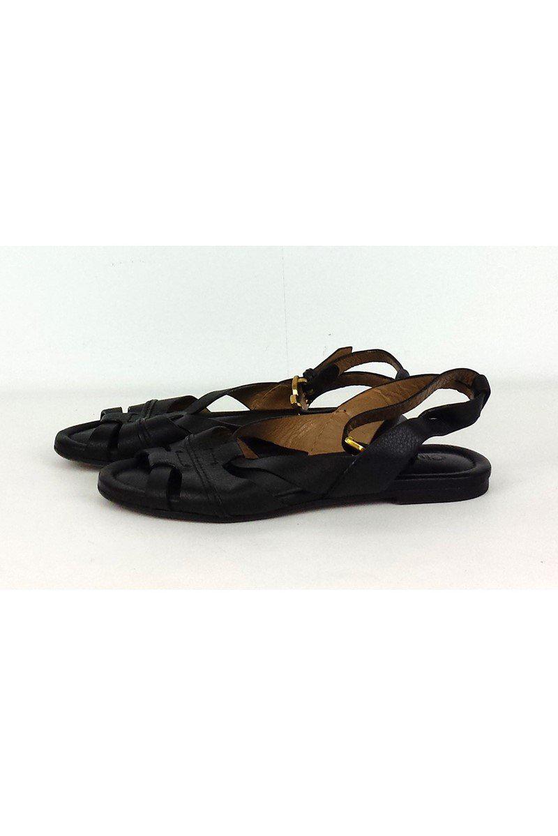 Chloe authentic luxury sandal Black leather craftsmanship