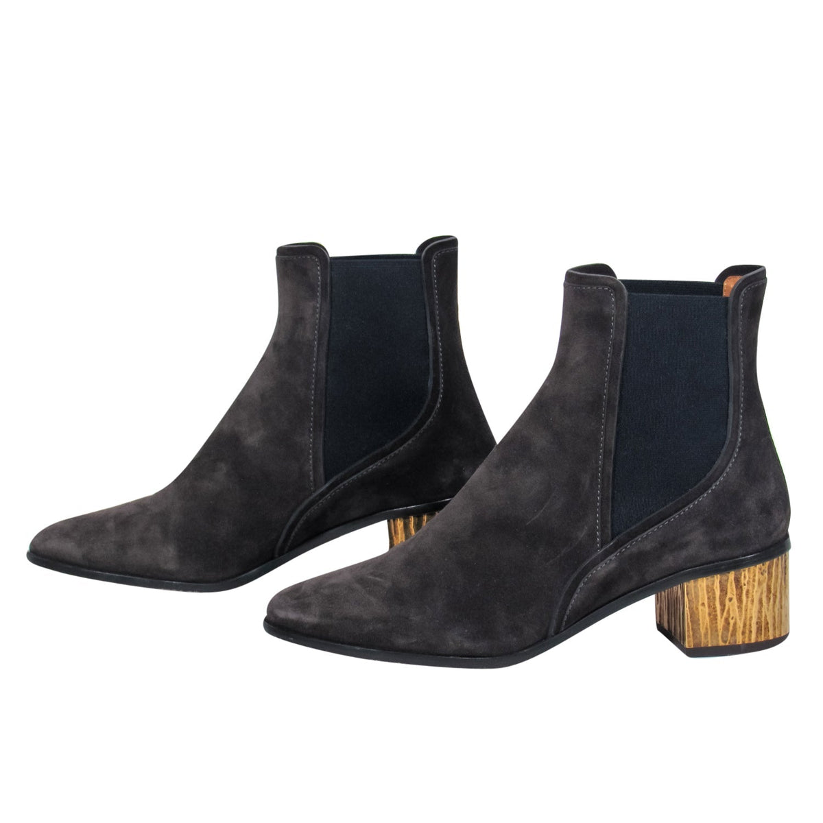 Belvarania elegant leather Ankle Boot back view