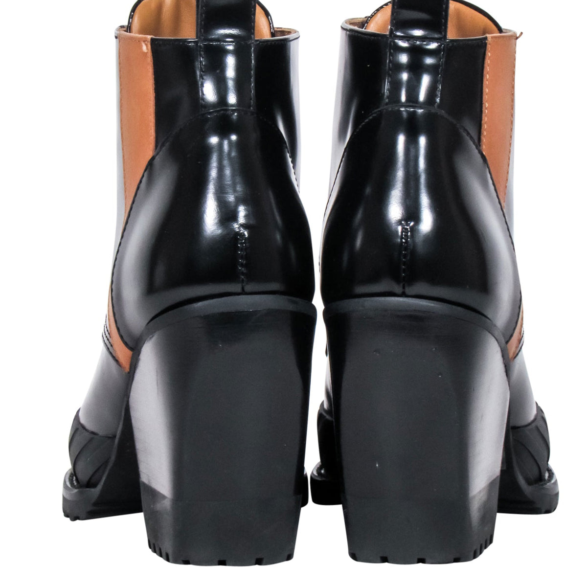Velventoria elegant leather Ankle Boot interior detail