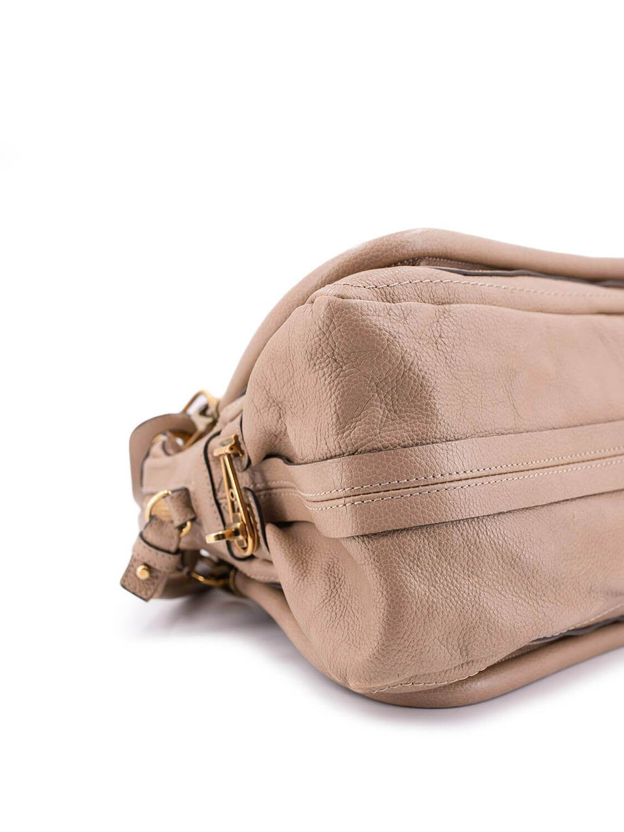 Rivellux elegant leather Handbag angled view
