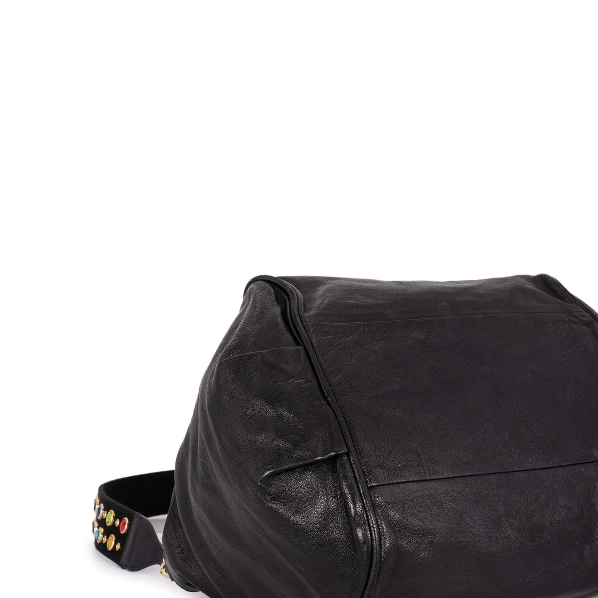 Zirventis elegant leather Handbag interior detail