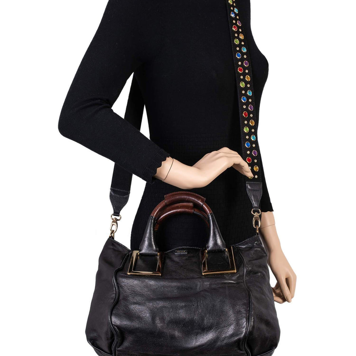 Zirventis elegant leather Handbag angled view