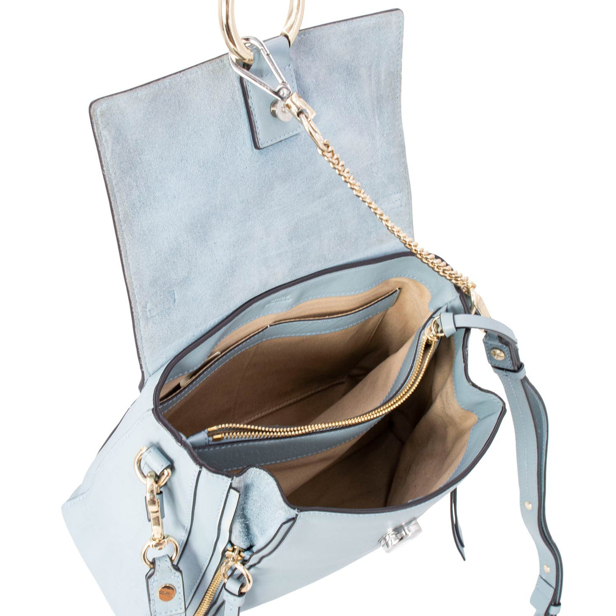 Ealventis elegant leather Handbag close-up detail