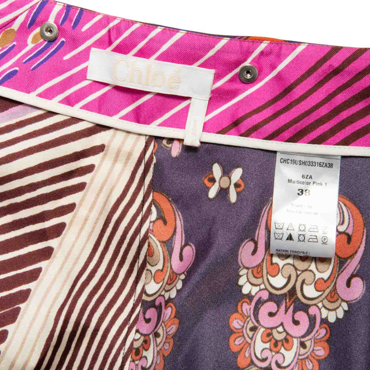 Helventix elegant leather Fashion Piece interior detail