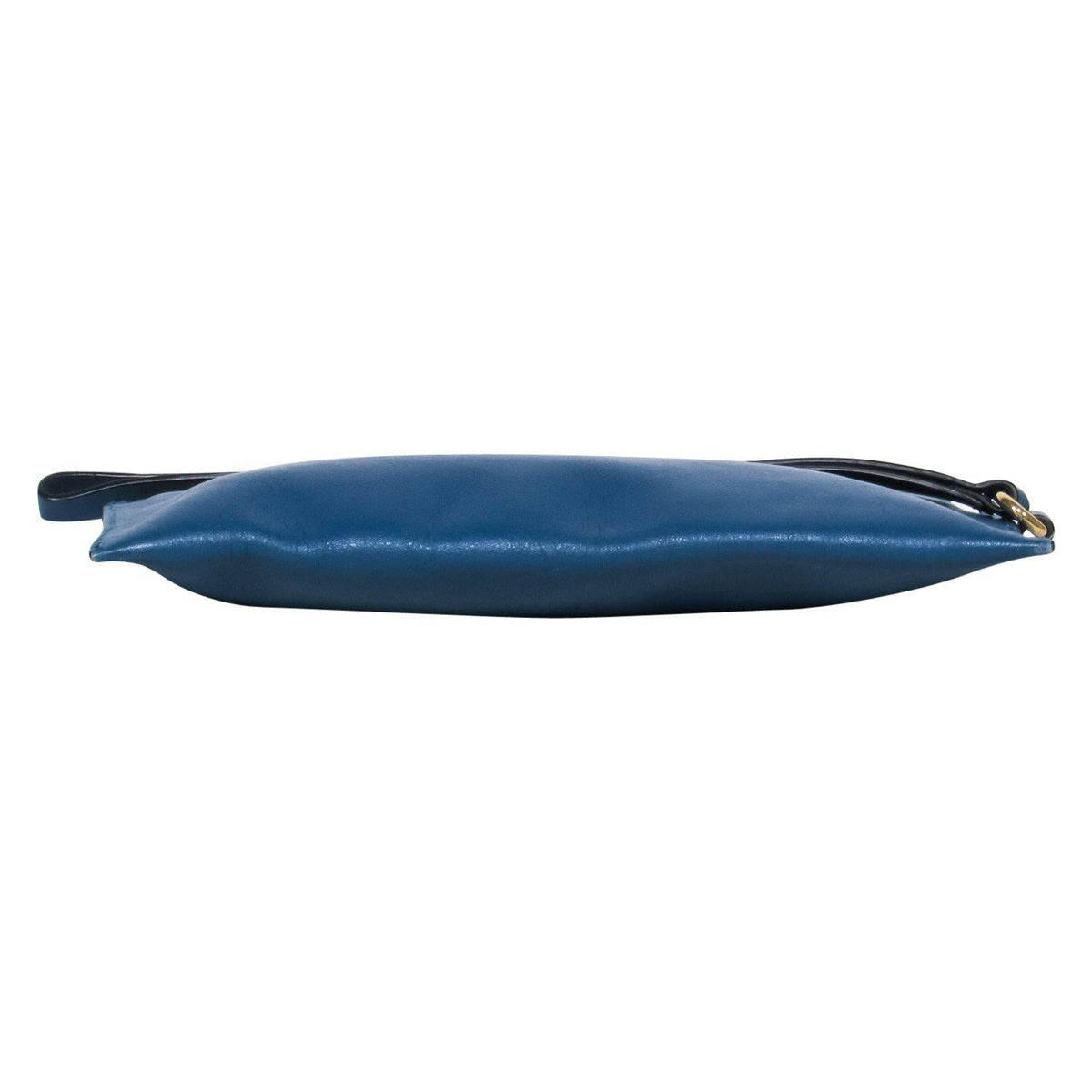 Novalique elegant leather Wristlet interior detail