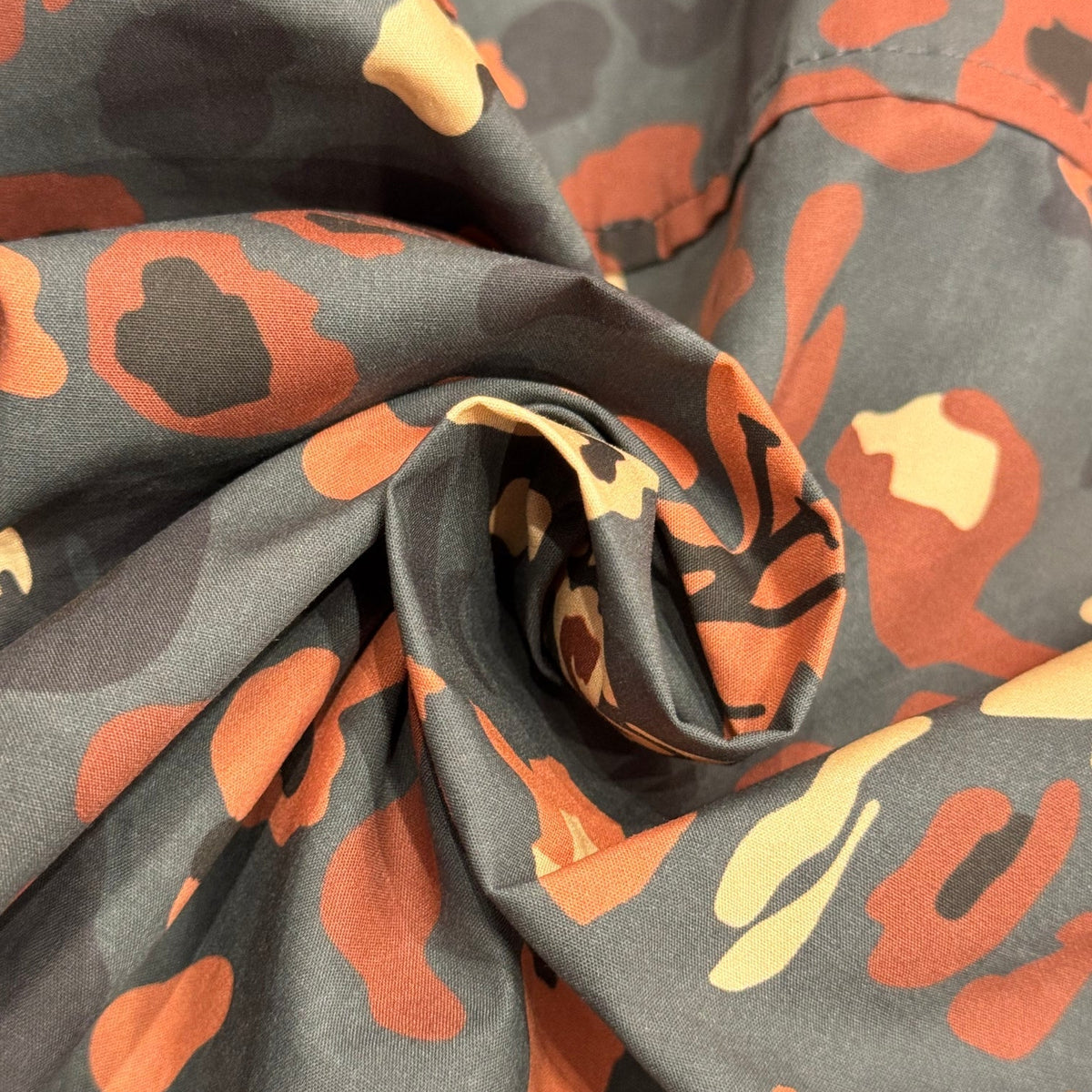 Louis Vuitton Tops? Louis Vuitton Lou Shirt Premium Designer Casual Top