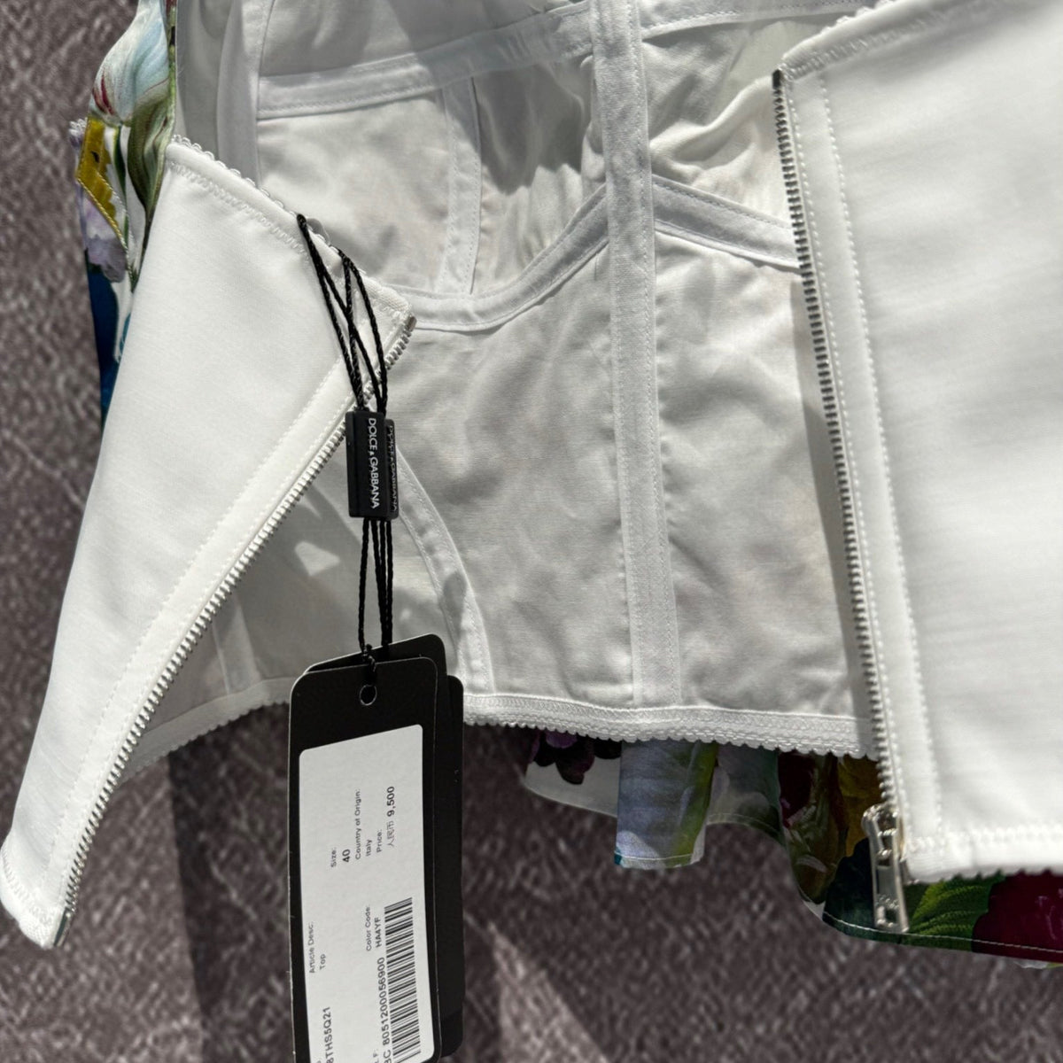 Dolce & Gabbana Top – luxury designer top at Bellvora