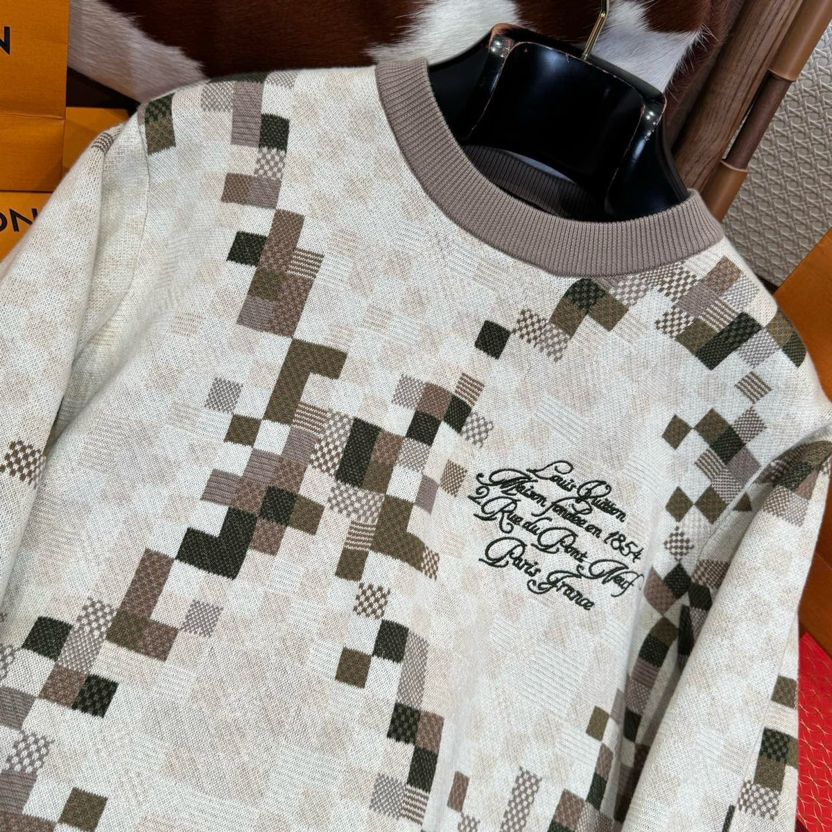 Louis Vuitton Hoodies? Louis Vuitton Lou Sweatshirt Comfortable Luxury Streetwear Hoodie