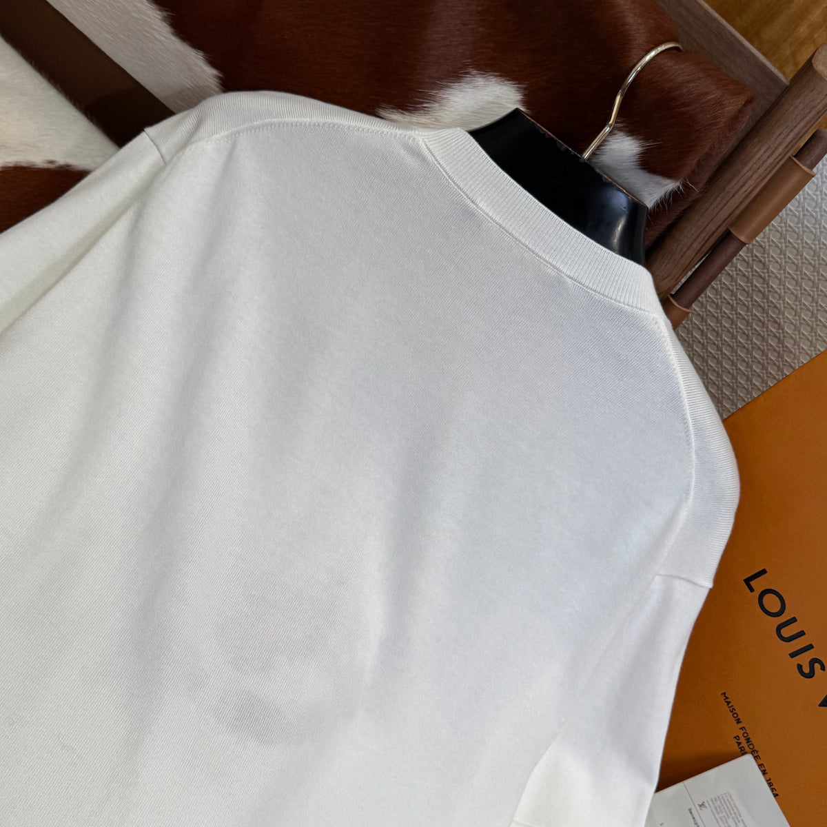 Louis Vuitton T-Shirts? Louis Vuitton Lou T-shirt Premium Designer Cotton T-Shirt