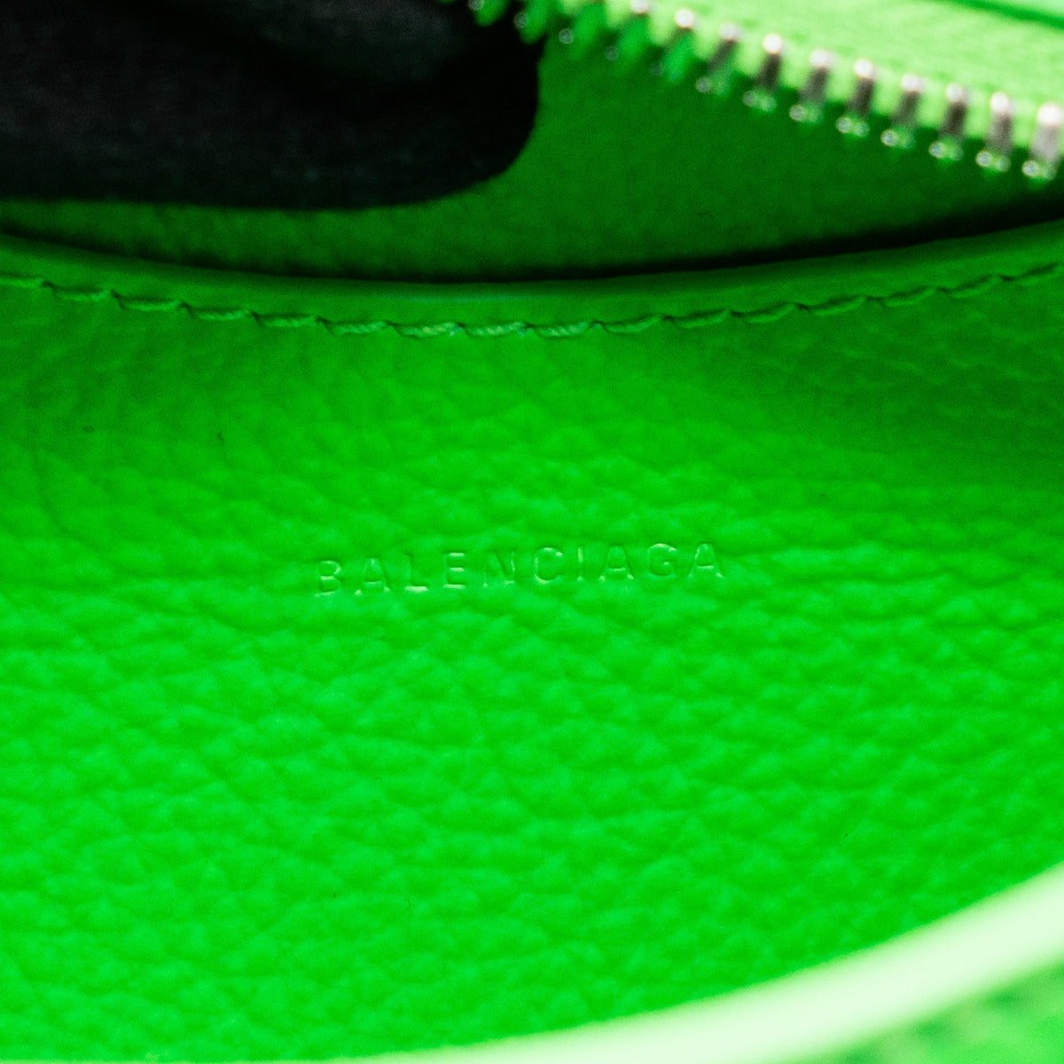 Luxar654 elegant leather Handbag side view