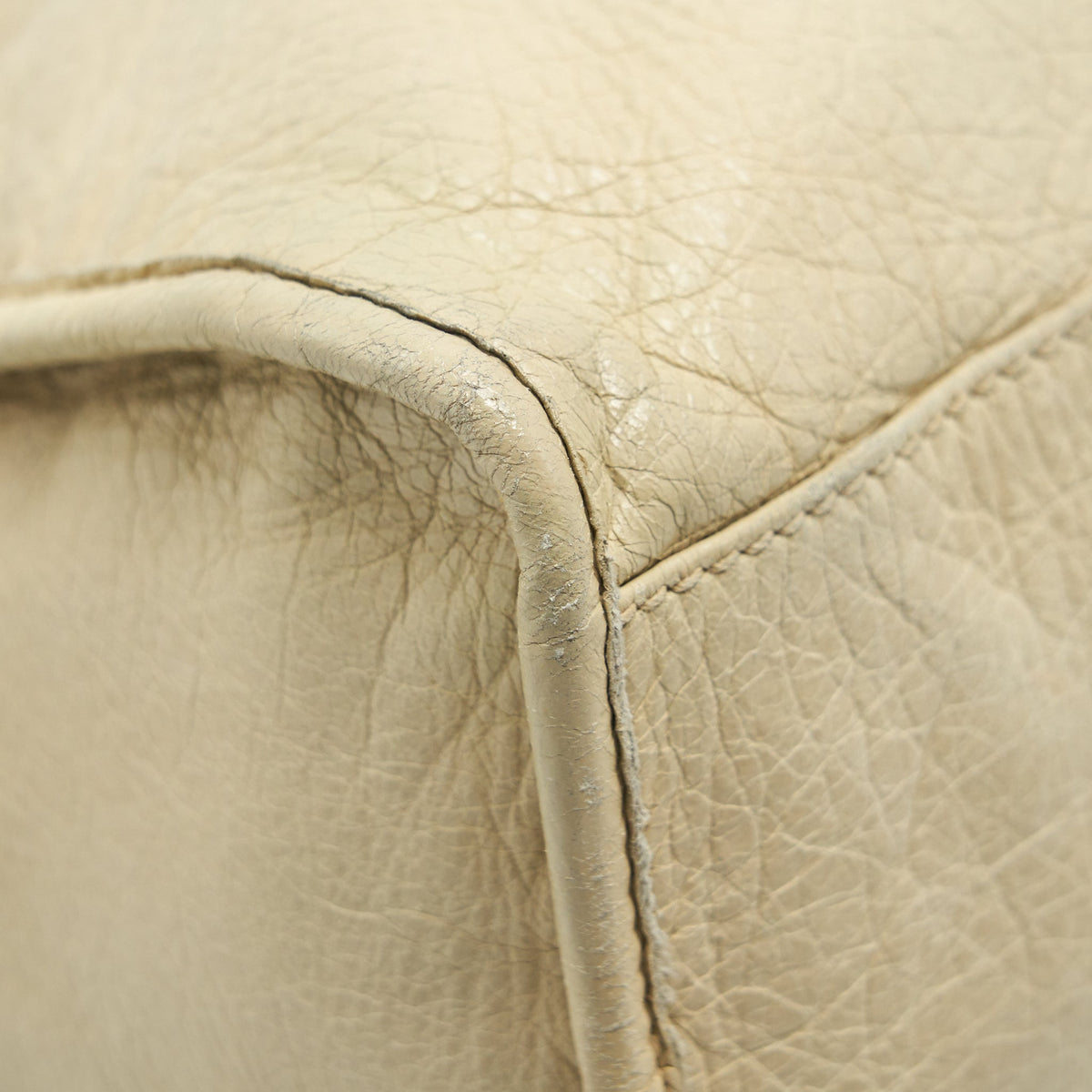 Luxar606 elegant leather Handbag back view