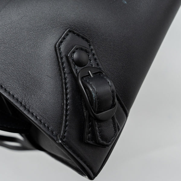 Balenciaga Neo Classic Small Handbag Calfskin Black black/ruthenium hardware | Structured Leather Handbag