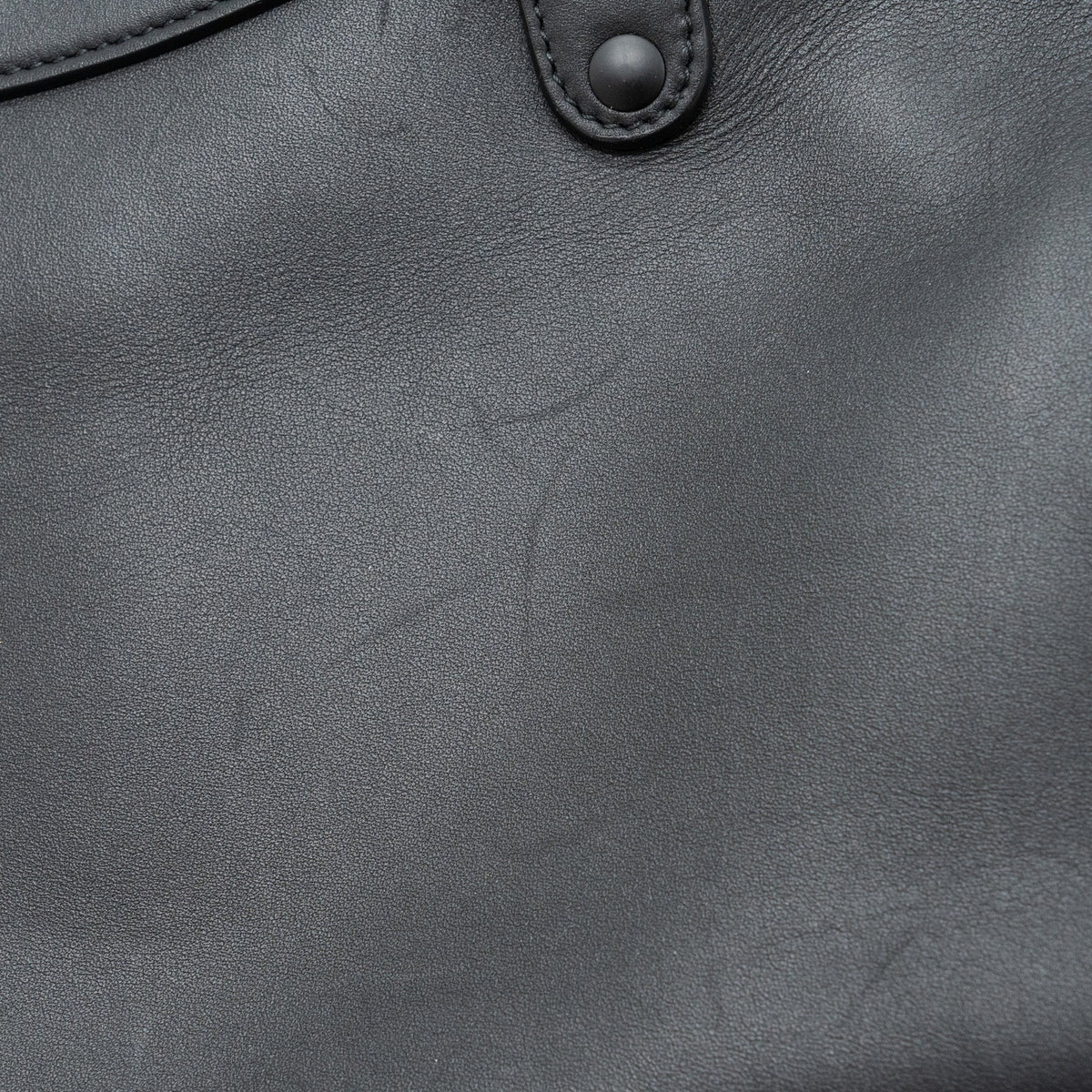 Balenciaga Neo Classic Small Handbag Calfskin Black black/ruthenium hardware | Structured Leather Handbag