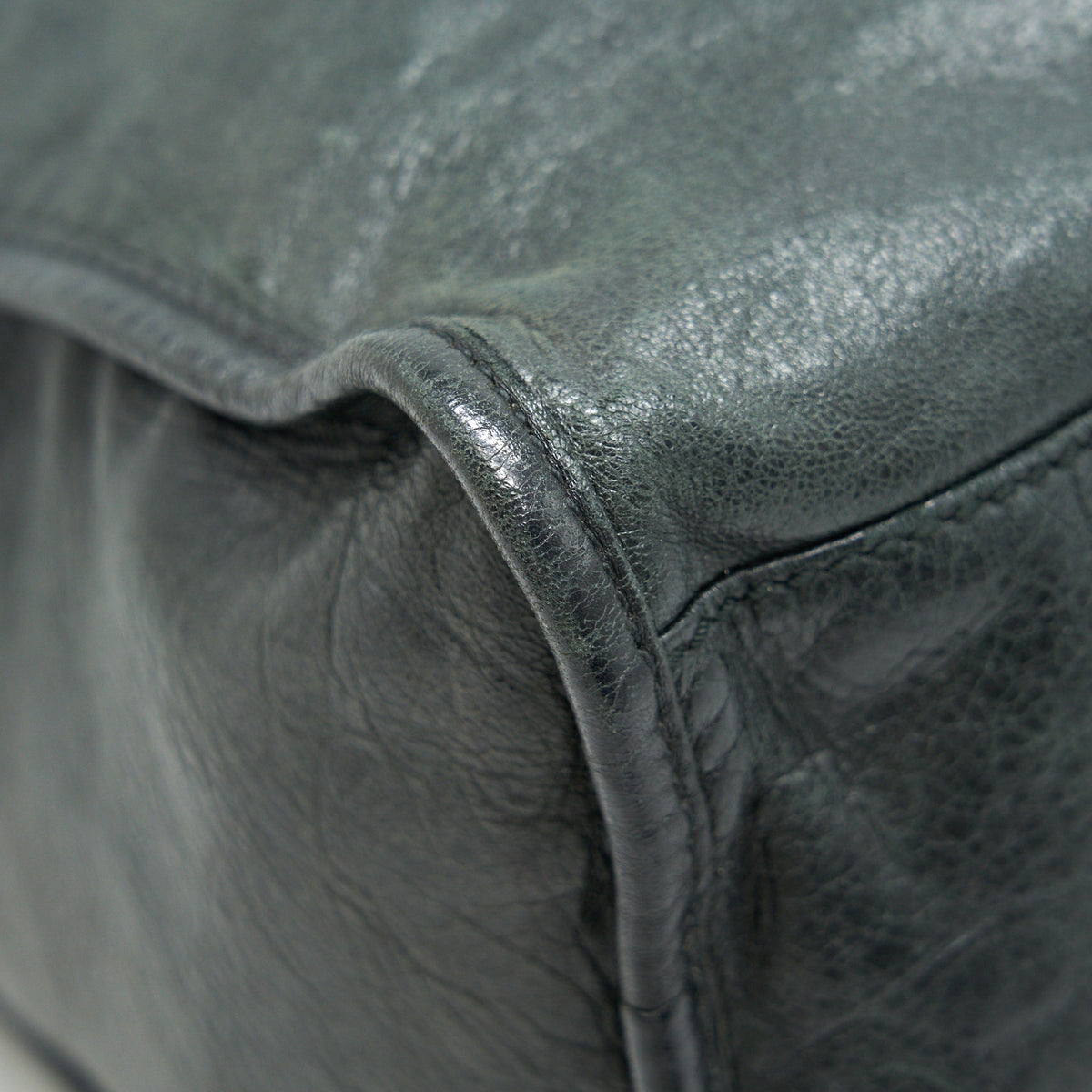 Luxar758 elegant leather Handbag top view