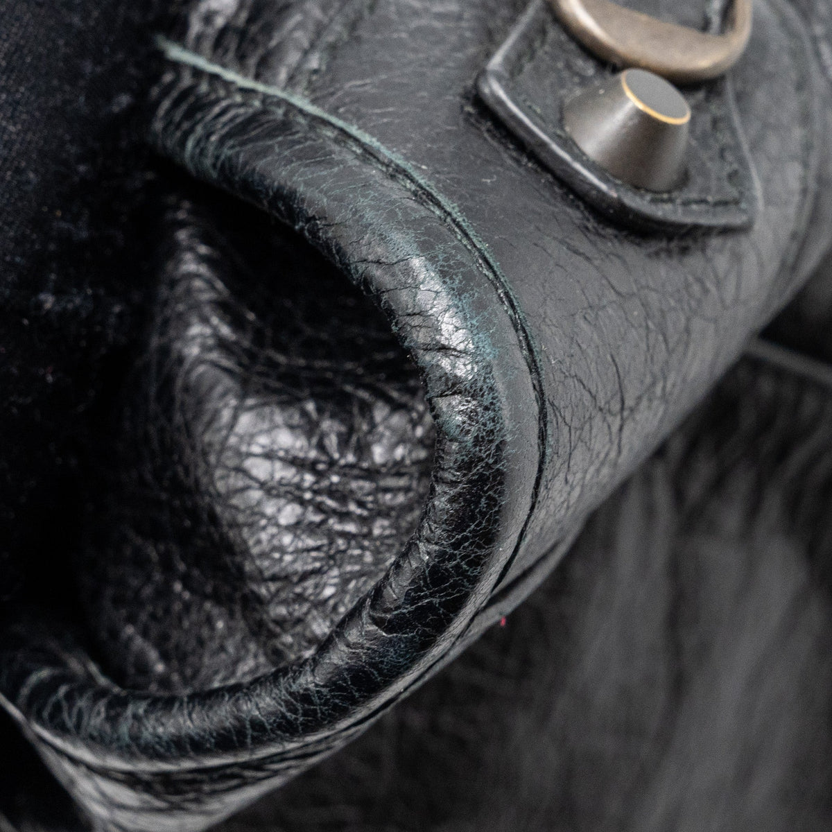 Luxar671 elegant leather Handbag top view