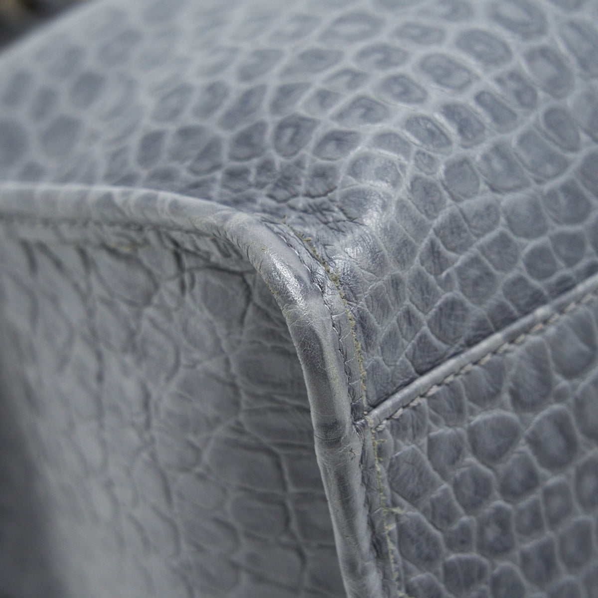 Luxar760 elegant leather Handbag top view