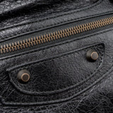 Luxar671 elegant leather Handbag close-up detail