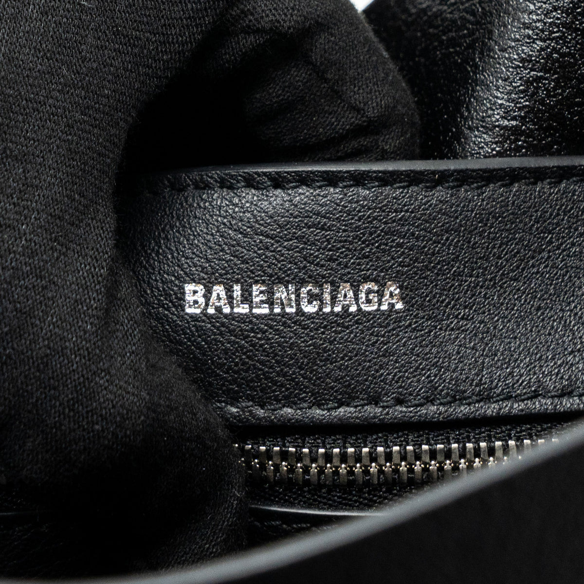 Luxar673 elegant leather Handbag