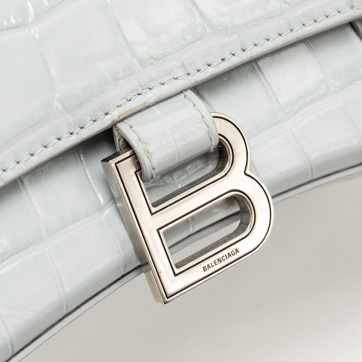 Luxar716 elegant leather Handbag interior detail