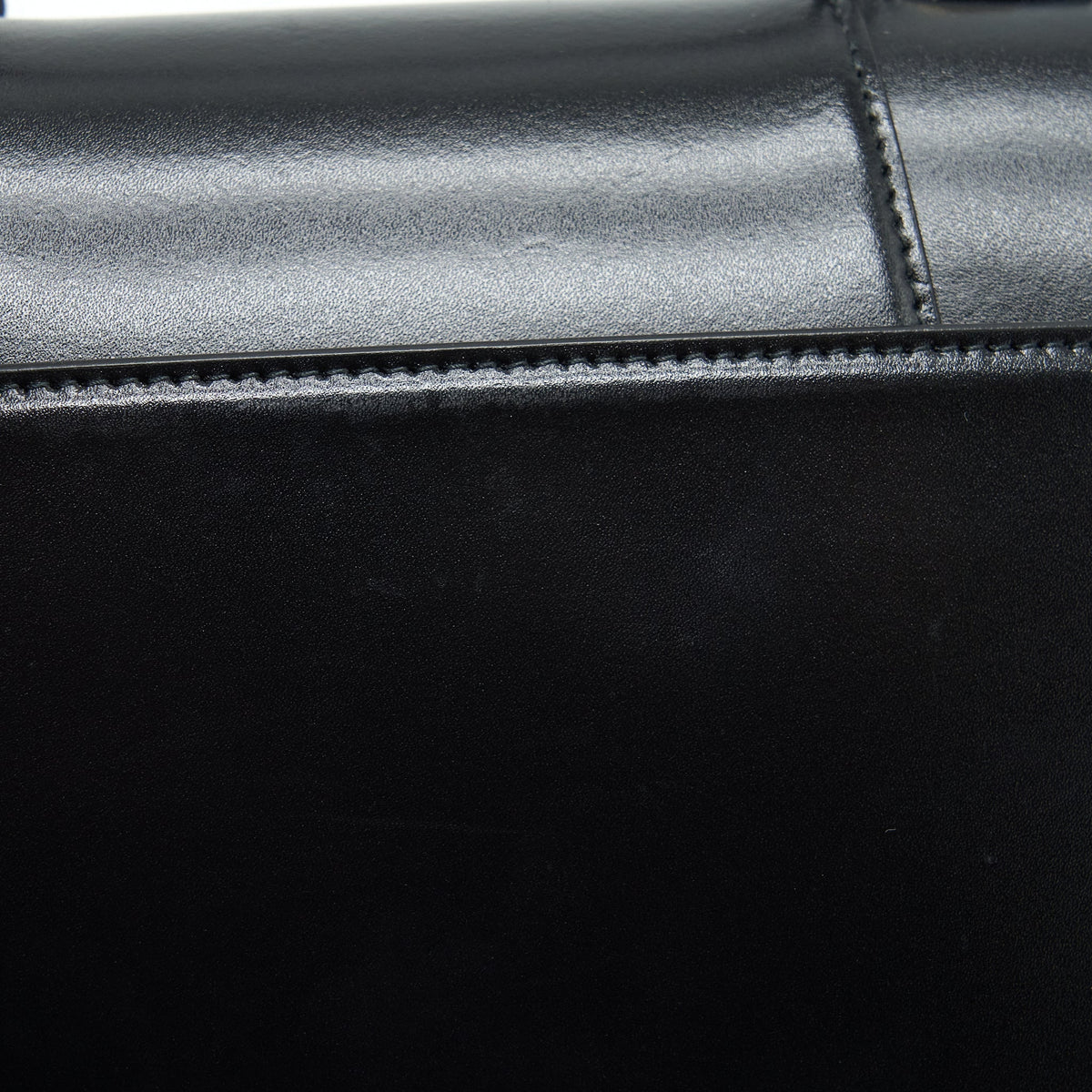 Luxar621 elegant leather Handbag side view