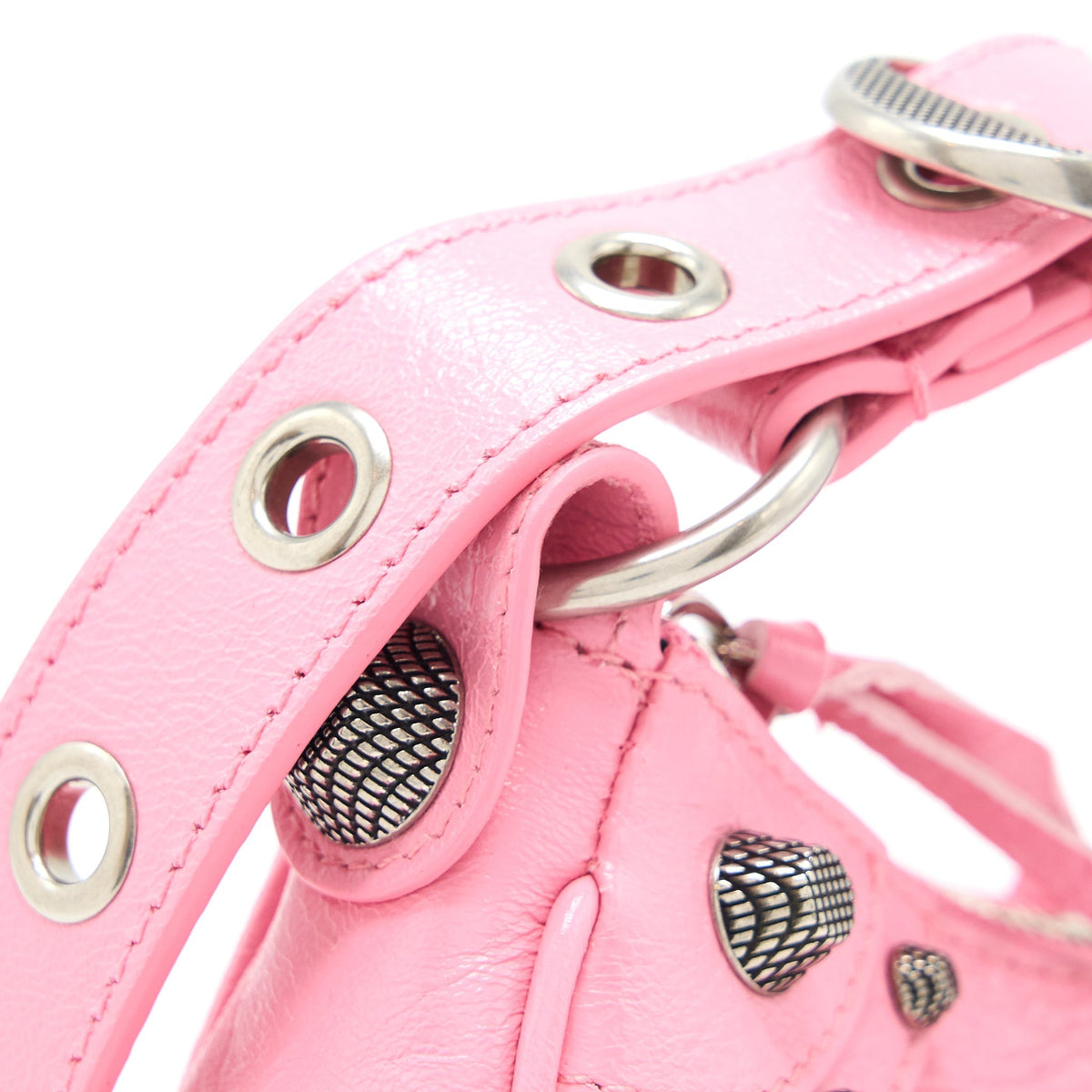 Luxar625 elegant leather Handbag flat lay view