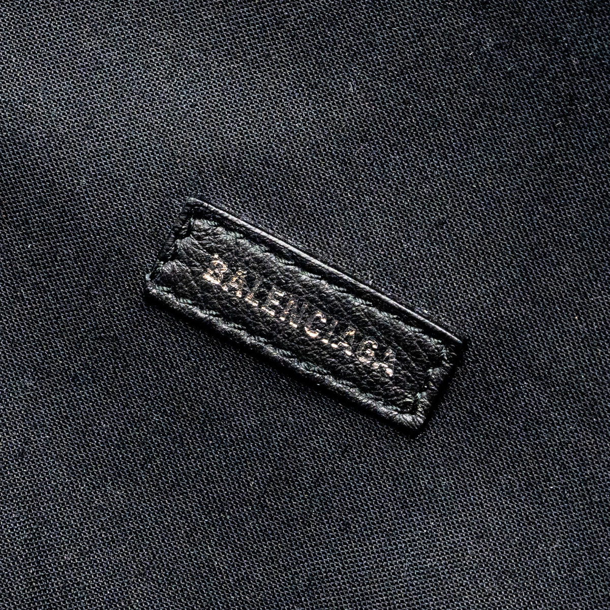 Luxar674 elegant leather Handbag interior detail