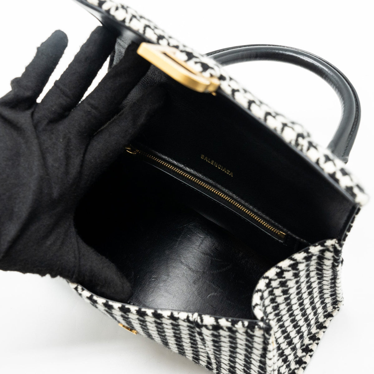 Luxar660 elegant leather Handbag top view