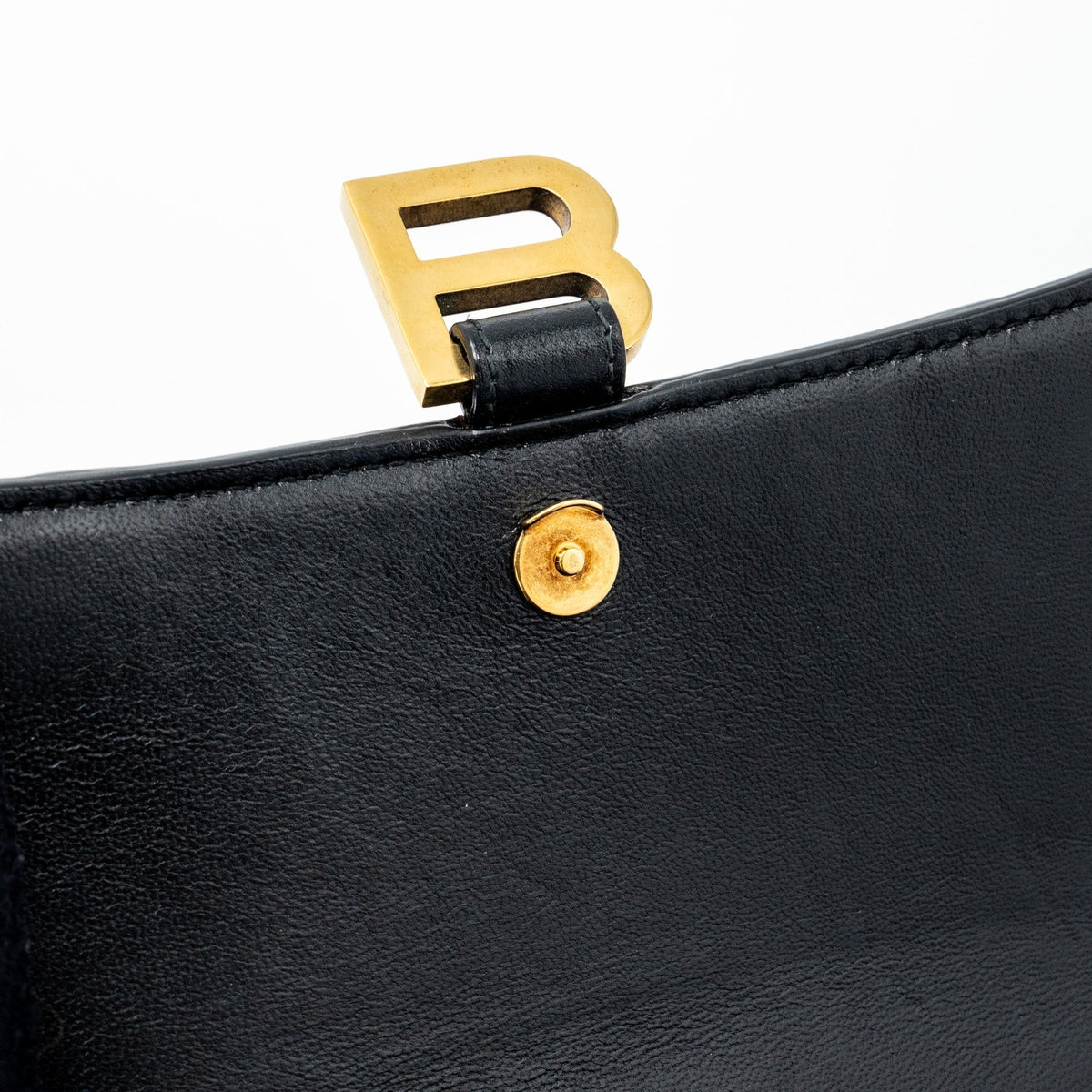 Luxar657 elegant leather Handbag back view