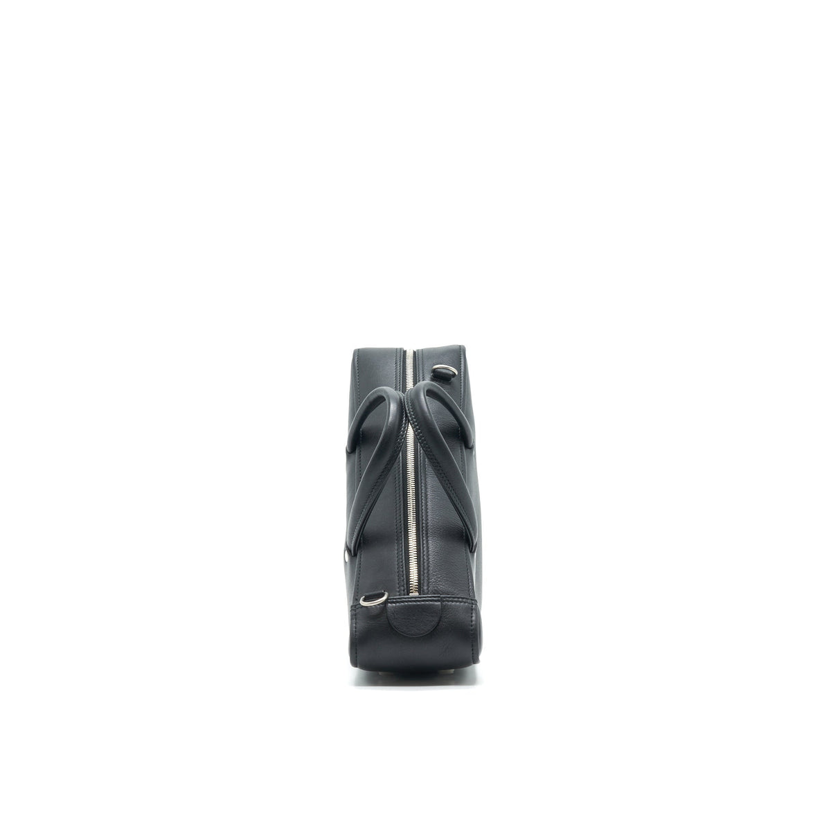 Luxar598 elegant leather Handbag close-up detail