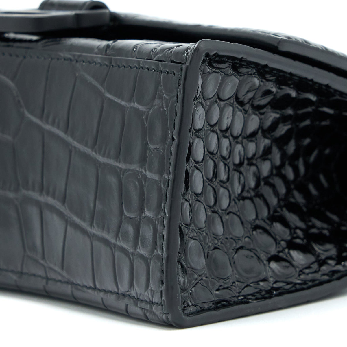 Luxar624 elegant leather Handbag top view